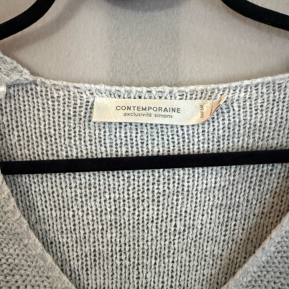 Elegant V Neck Sweater Gray - Picture 2 of 5